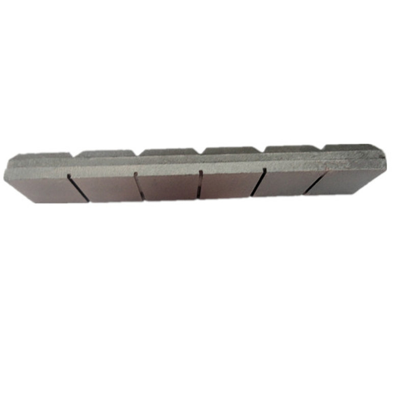 Impact Toughness 150J/cm2 64HRC Chromium Chocky Bars 240*40*23mm