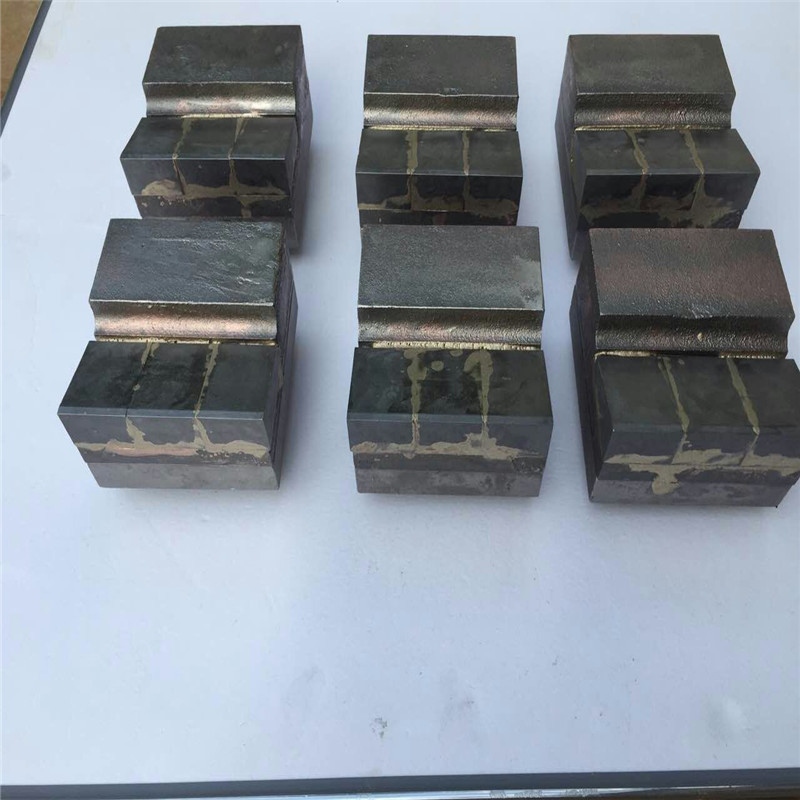 700BHN Wedge Carbide 100x100x45mm 3 Layer Hammer Tips
